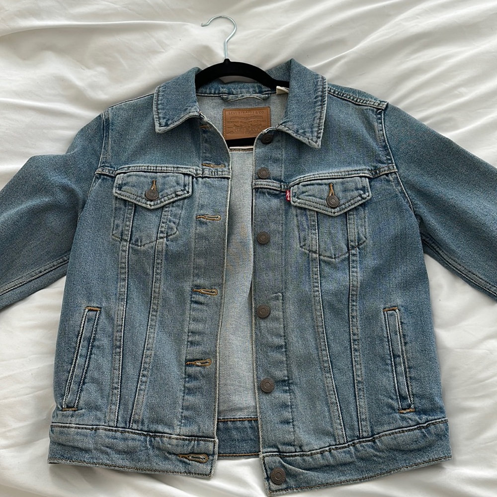 COPY - Levi’s Denim Jacket (S)
